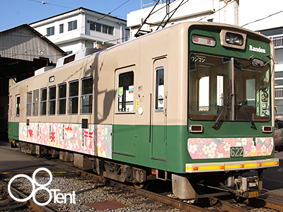 JAPANブランド「西陣帆布」のラッピング電車01