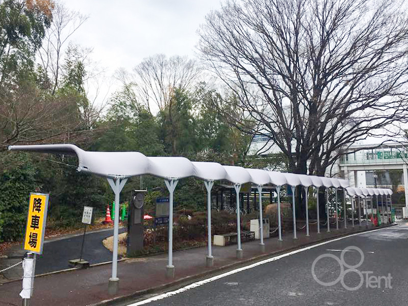 バス停屋根テントの張り替え施工｜大学バス乗り場｜愛知県日進市