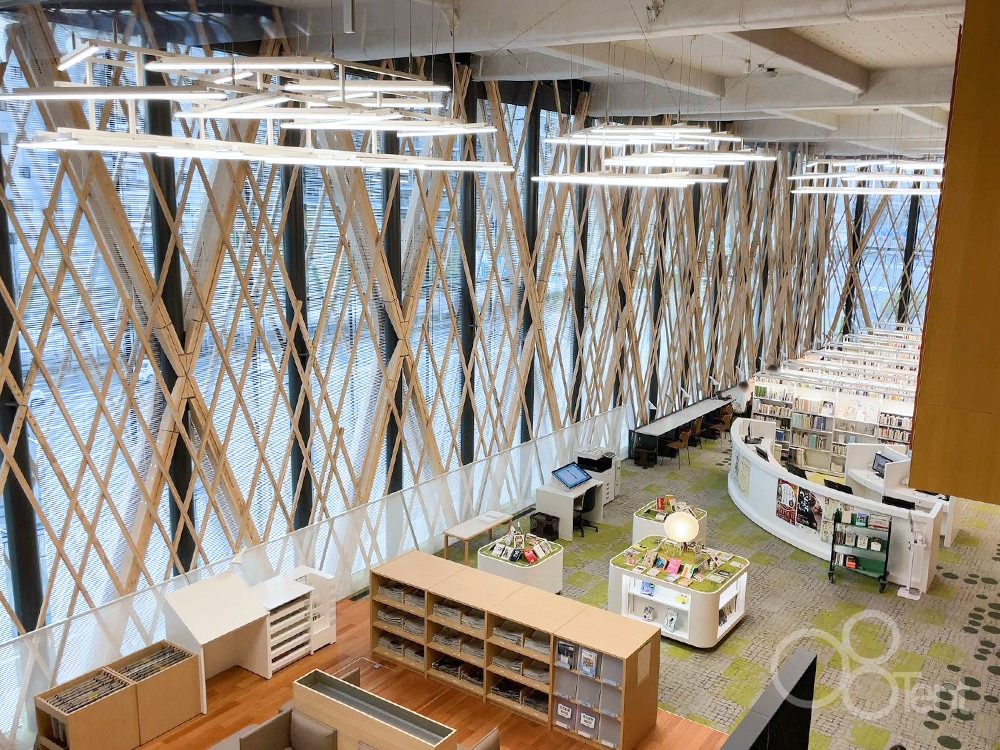 特殊メッシュ製の進入防止用パネルを図書館・児童エリアに施工｜東京都中央区