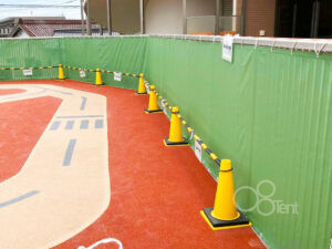 メッシュシートを幼稚園のフェンスに施工｜愛知県名古屋市