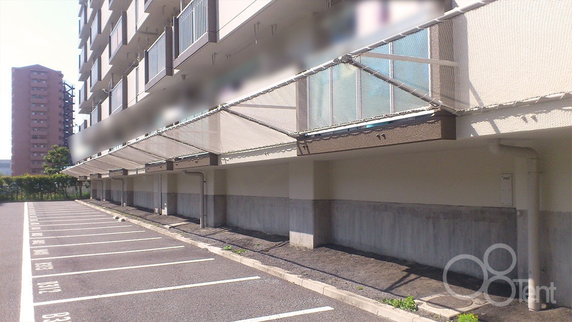 転落防止用の柵を集合住宅・バルコニーに施工