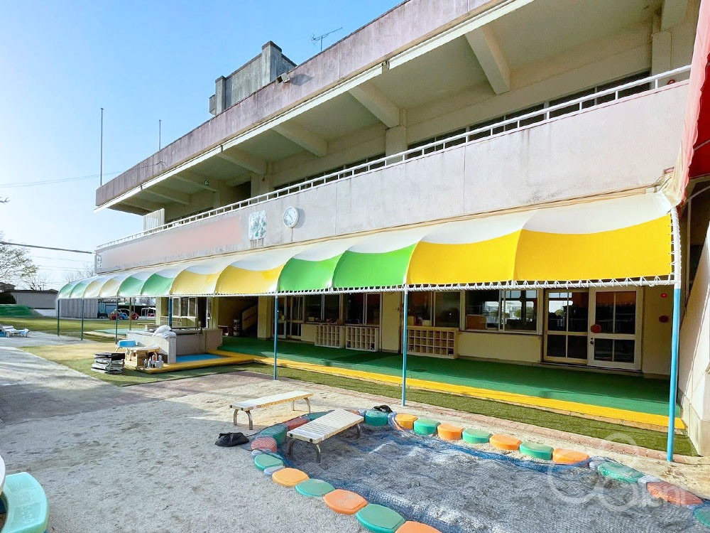 幼稚園の庇テントのシート張替え|愛知県名古屋市