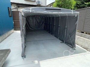 アコーディオンガレージを個人邸駐車場に施工|東京都町田市