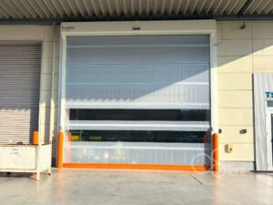 工場搬入口用 高速シートシャッター交換工事｜愛知県清須市